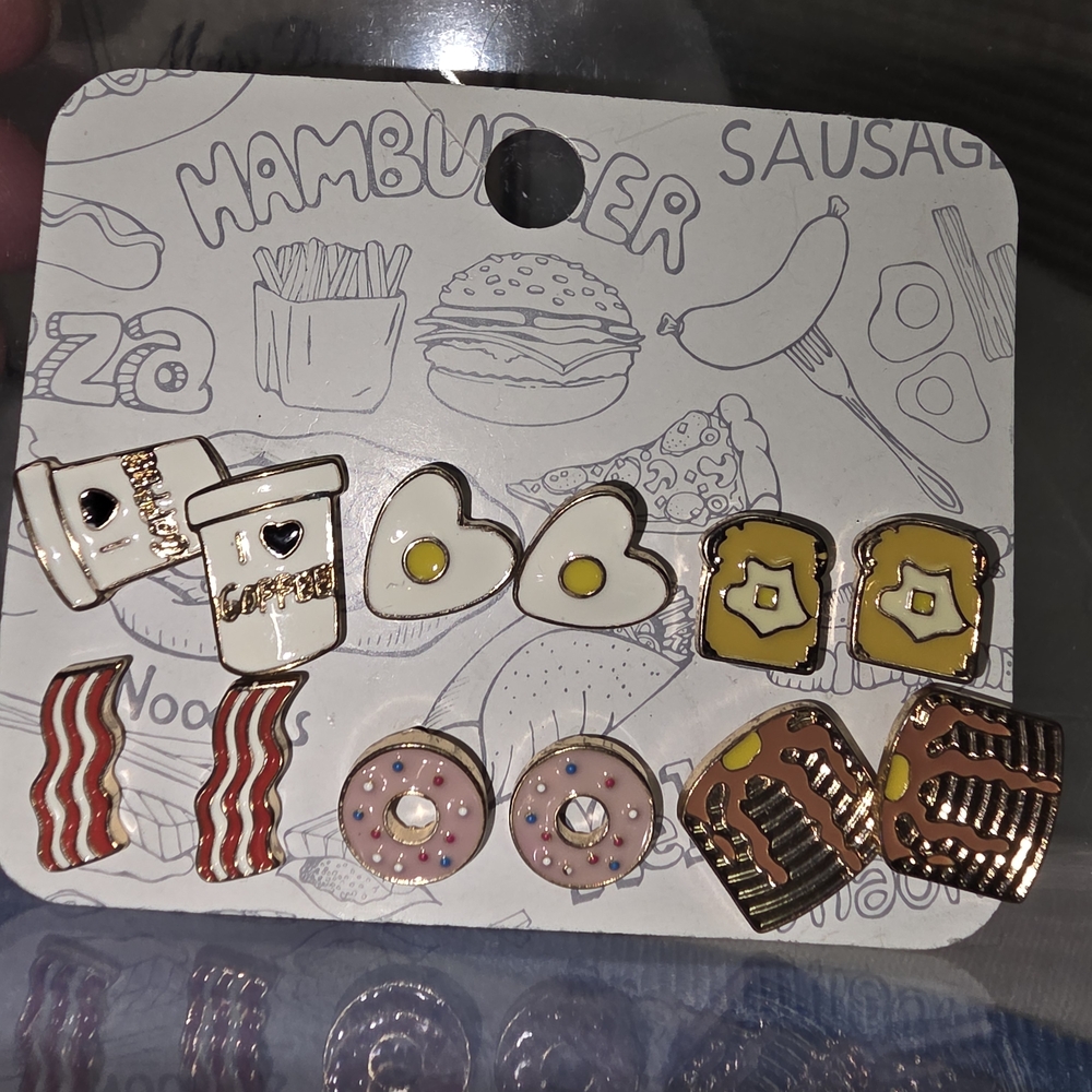 Fun Breakfast-Themed Earrings Set - Picture 2 of 2